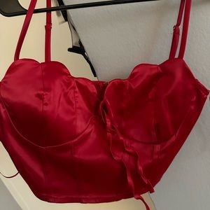 Privy red crop top NWT size L